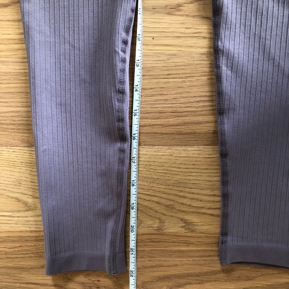 ZOEZI~ ribbed seamless leggings - Picture 6 of 11